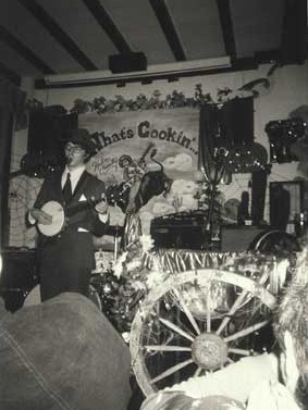 Sleepy Ed Hicks playing at What's Cooking